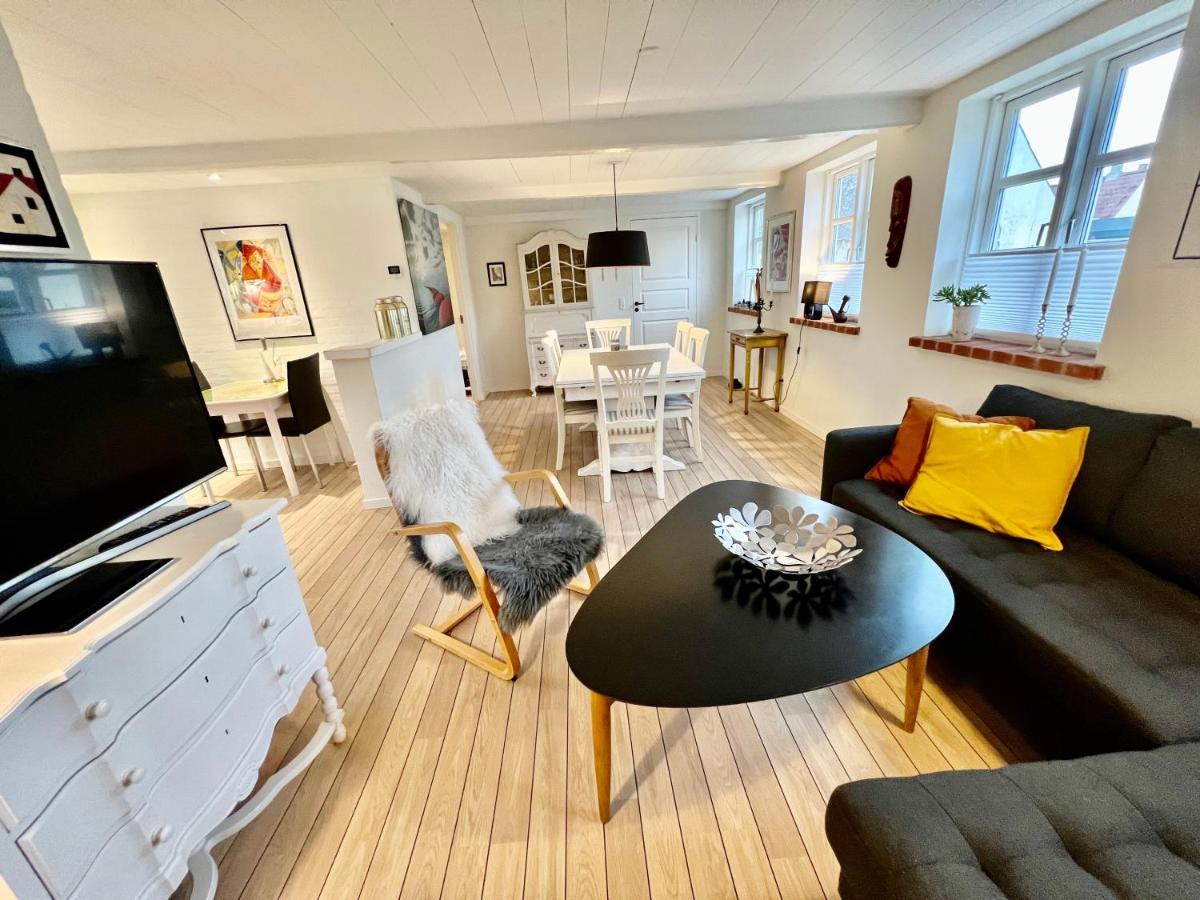 Laekkert I Hjertet Af Holiday home Marstal